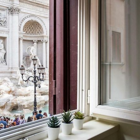 Trevinestrome - Exclusive Trevi Fountain View Apartment Exteriér fotografie