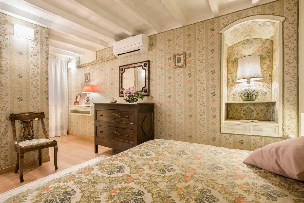 Trevinestrome - Exclusive Trevi Fountain View Apartment Exteriér fotografie
